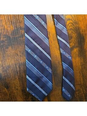 Lilly Dache Blue Tie Mens